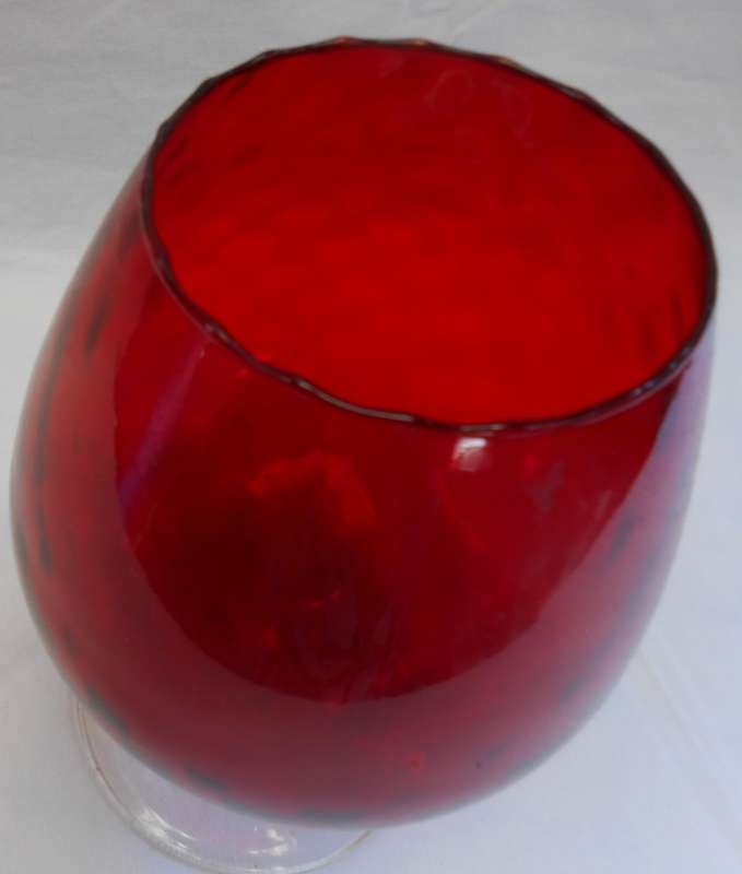 Mid Century Vintage 24.5 cm Italian twisted clear glass Footed Wine-Red Goblet or Vase