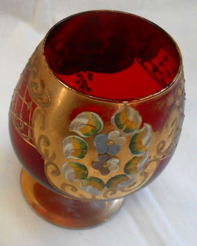 Slightly Smaller Vintage Italian Ruby Red & Gold Venetian Italian Goblet (4)