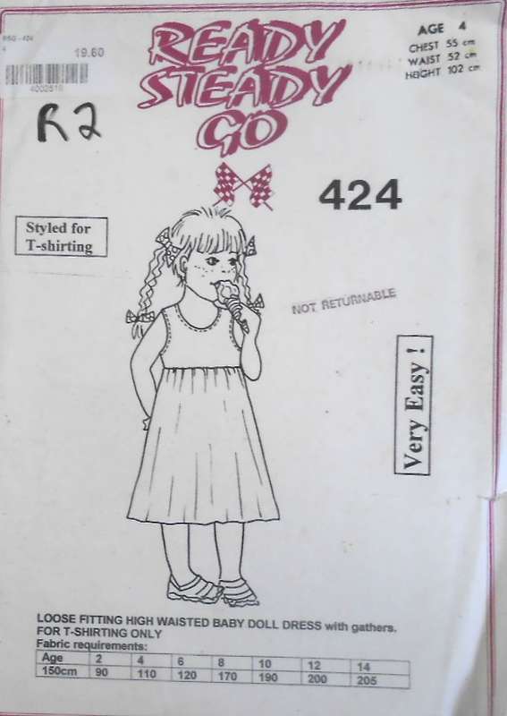 READY-STEADY-GO PATTERN 424 LOOSE FITTING HIGH WAISTED BABY DOLL DRESS AGE 4 YEARS CHEST 55 CM