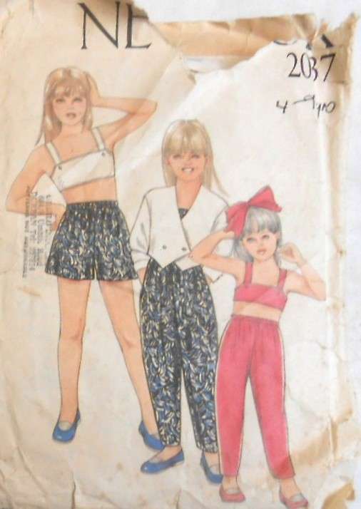 NEW LOOK  2037 GIRLS SHORT HJACKET-CROPPED TOP-PANTS-SHORTS SIZE 4 -10 YEARS COMPLETE-CUT TO 10