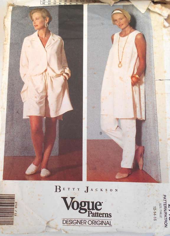 VOGUE 2710 TUNIC-SHORTS-SHIRT-PANTS - SIZE 12-14-16 COMPLETE-UNCUT-F/FOLDED