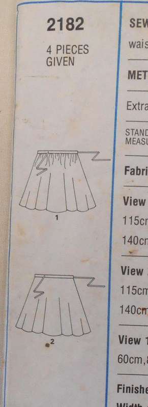 STYLE 2182 WRAP SKIRTS-SIZE 13/14 NO SEWING INSTRUCTIONS OR TIE