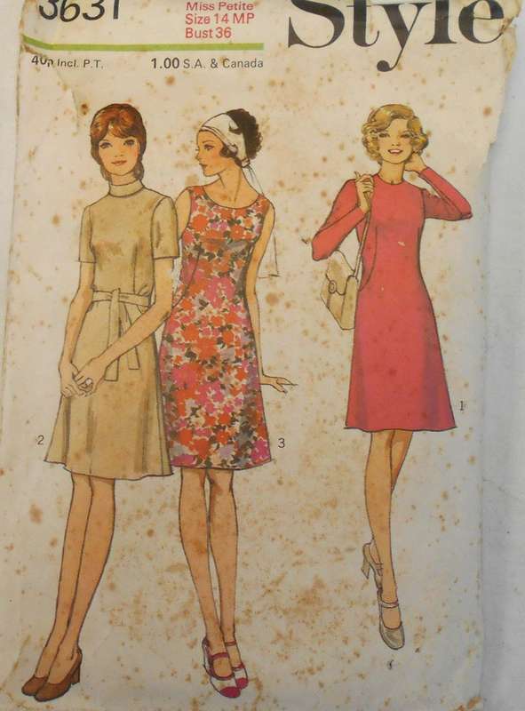 VINTAGE STYLE 3631 DRESS WITH BELT SIZE 14 MP BUST 36 COMPLETE