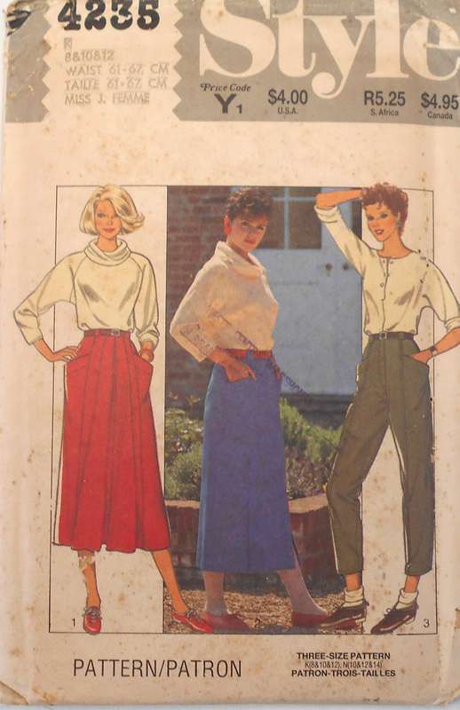 STYLE 4235 SKIRTS & PANTS SIZE 8-10-12 COMPLETE-UNCUT-F/FOLDED