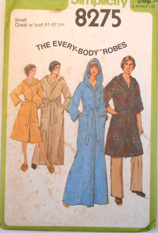 SIMPLICITY 8275 HOODED ROBE SIZE SMALL CHEST OR BUST 81-87 CM COMPLETE-UNCUT-F/FOLDED