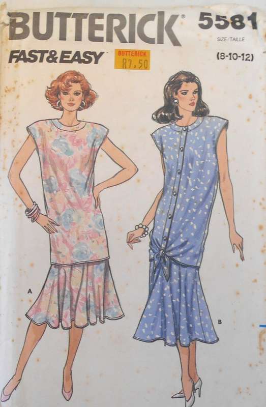 BUTTERICK 5581 V/OOSE FITTING FORNT OR BACK BUTTON TOP & SKIRT  SIZE 8-10-12 COMPLETE-UNCUT-F/FOLDED