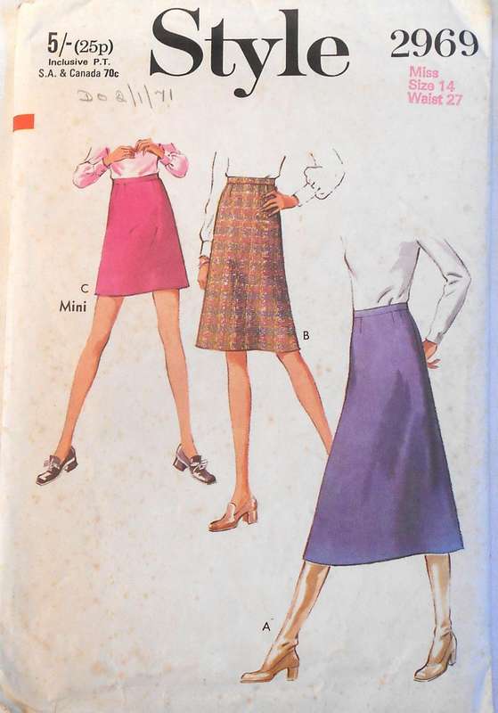 VINTAGE STYLE 2969 SKIRTS SIZE 14 WAIST 27 SEE LISTING