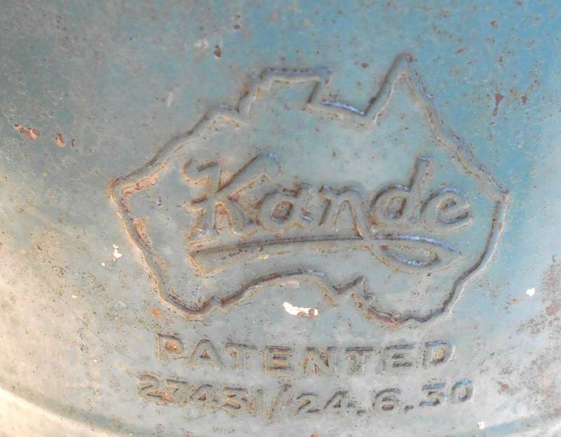 1930's Vintage Kande Turquoise Rotary Flour Sifter for Baking, + Fine Mesh Stainless Steel Screen