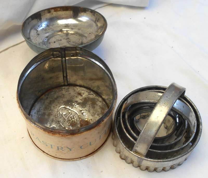 Full Set of stainless-steel Vintage 1930'S TALA PASTRY CUTTERS in original tin- MADE IN ENGLAND