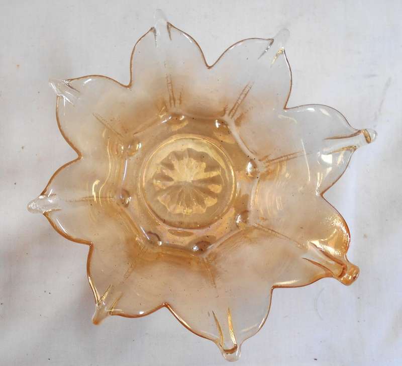 CARNIVAL GLASS AMBER COLOUR DESSERT BOWL