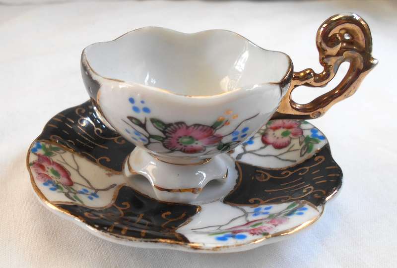 STUNNING MINIATURE ELDORADO DUO WITH GILT