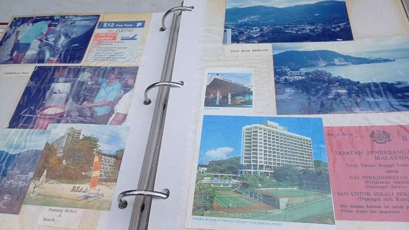 FAR EAST TOURIST PHOTOGRAPHIC ALBUM - 1990