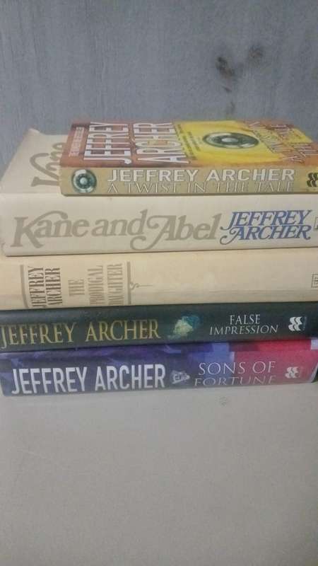 5 x Colleen McCullough Titles
