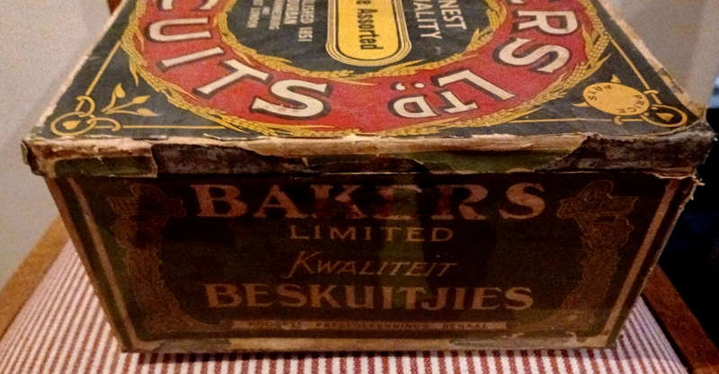 Bakers Biscuit Tin (circa 1910)