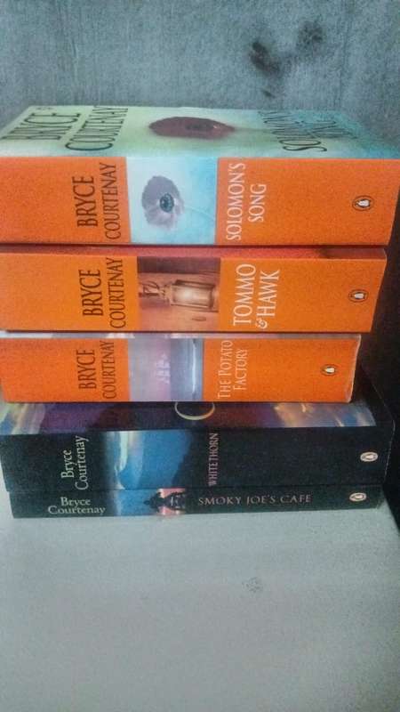 5 x Bruce Courtenay Titles