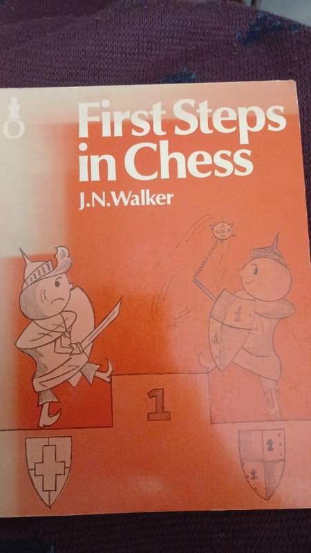 First steps in Chess (Oxford University Press) (book)