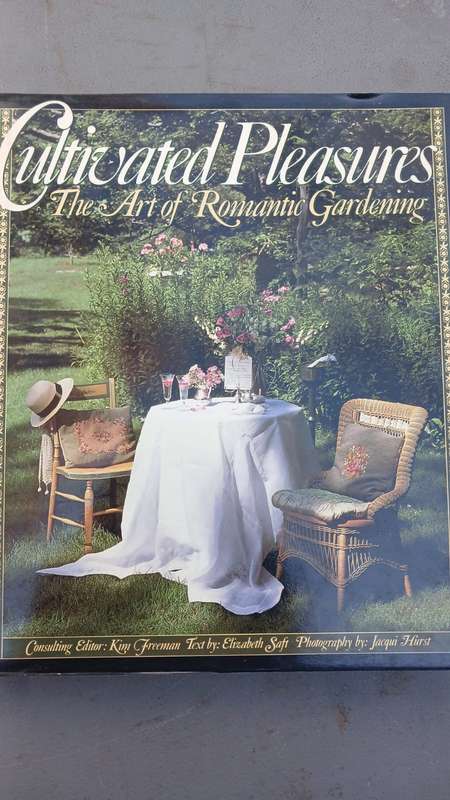 Cultivated Pleasures: The Art of Romantic Gardening