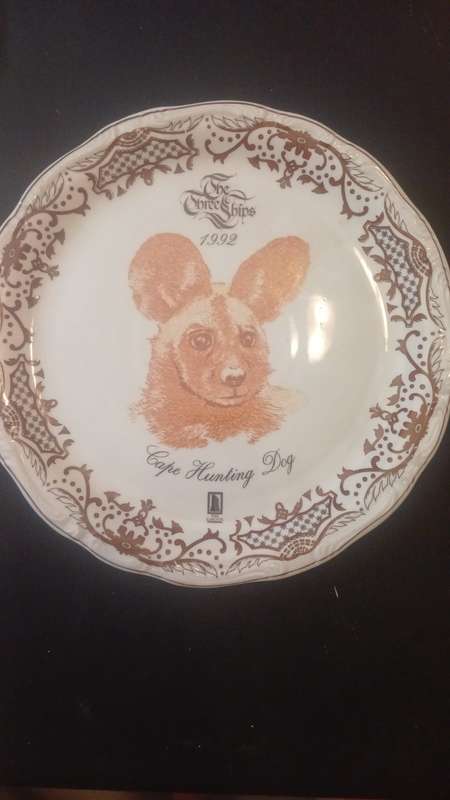 Plate, The Three Ships, Carlton Hotel (1992)