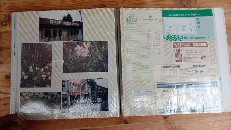 FAR EAST TOURIST PHOTOGRAPHIC ALBUM - 1980's