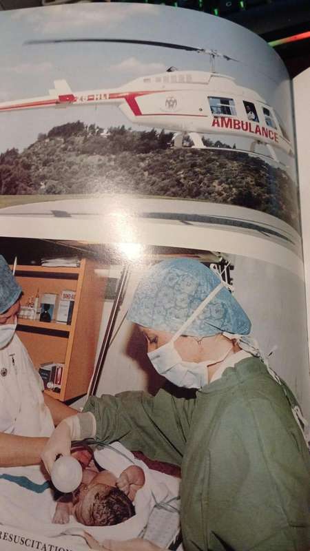 Johannesburg Hospital, Official Opening Commemorative book - SIGNED BY THE STATE PRESIDENT