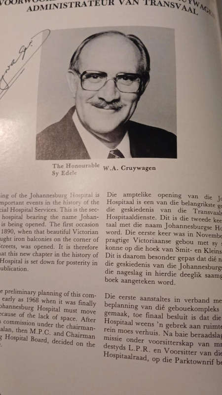 Johannesburg Hospital, Official Opening Commemorative book - SIGNED BY THE STATE PRESIDENT