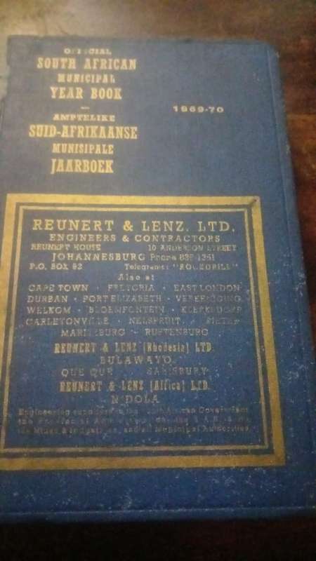 OFFICIAL SOUTH AFRICAN MUNICIPAL YEAR BOOK 1969-70