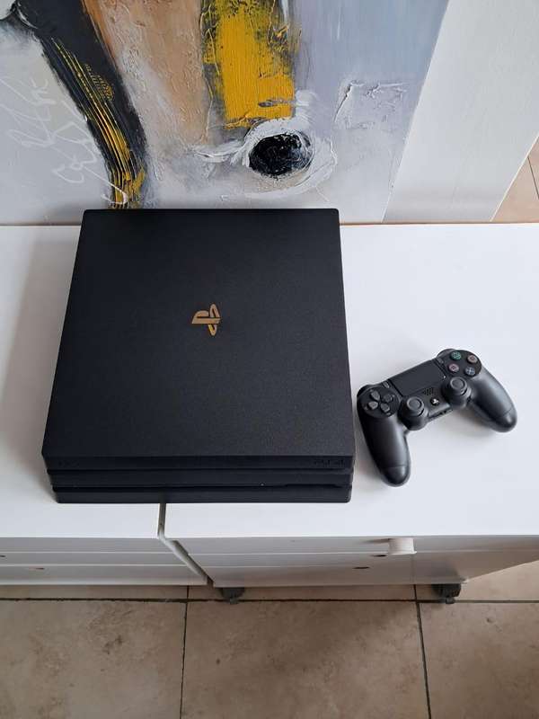 Playstation 4 Pro 1TB
