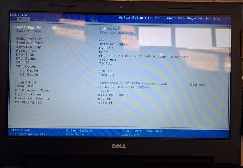 Dell Inspiron 3541 Laptop Rogueware 256GB SSD With AMD Radeon R2 Graphics 8GB Ram