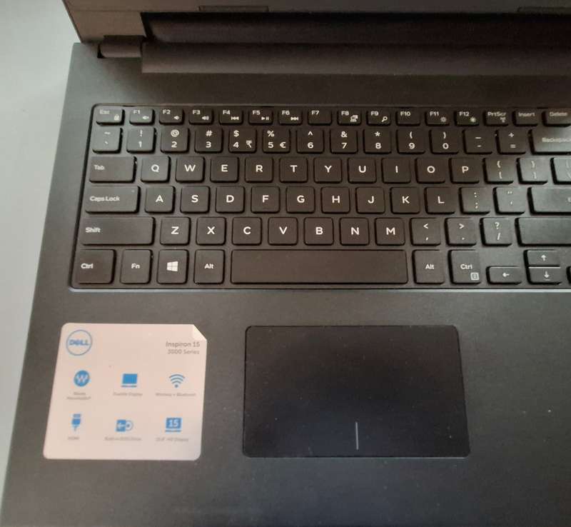 Dell Inspiron 3541 Laptop Rogueware 256GB SSD With AMD Radeon R2 Graphics 8GB Ram