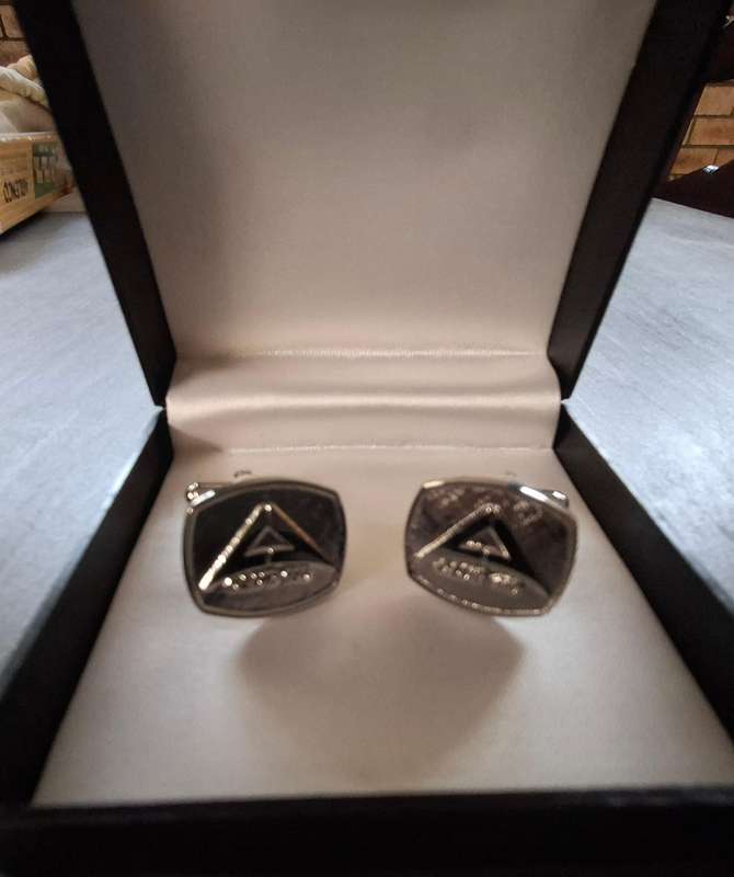 Cufflinks Club 110