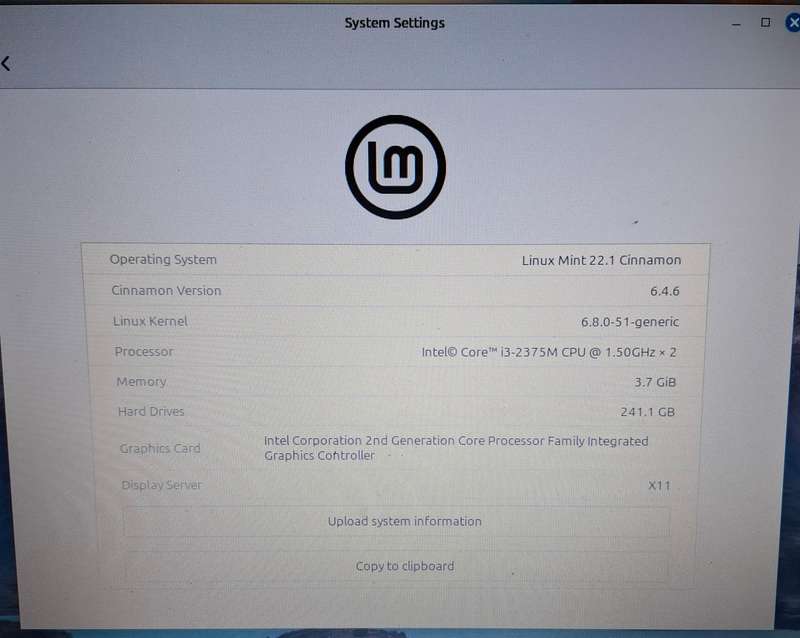 Dell Inspiron 3521 i3 2375M 1.5GHZ CPU 240GB Solid State Drive 4GB Ram Linux Mint Cinnamon