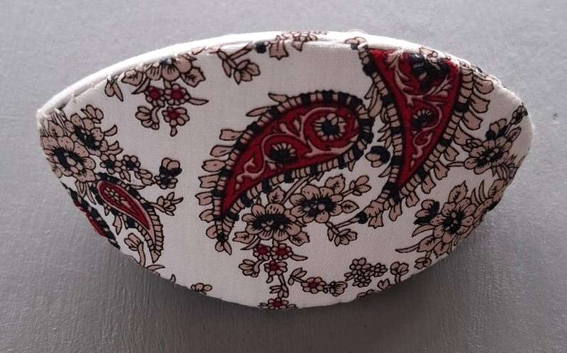 Oblong Squeeze Jewelry Box