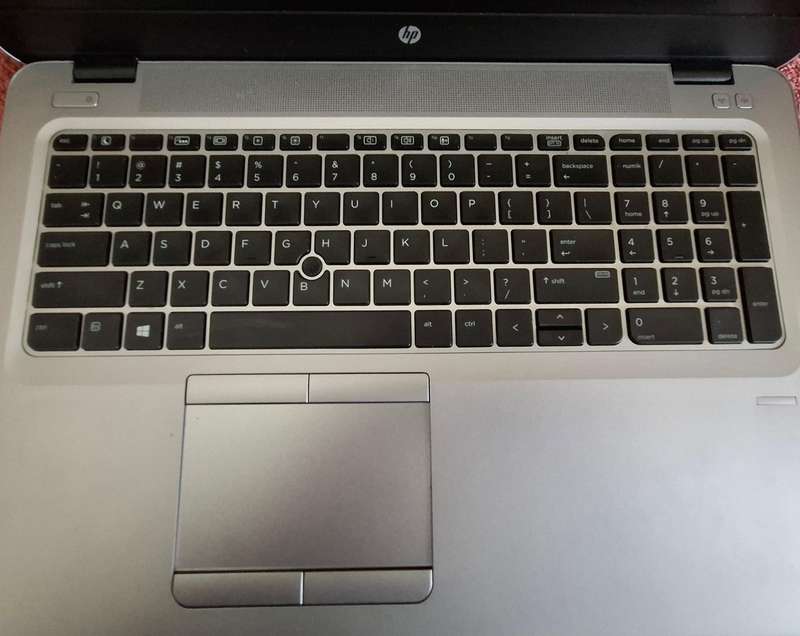 Hp Elitebook 850 G4 i5 2.5GHZ CPU 16GB Ram 256GB Solid State Drive Brand New Battery!