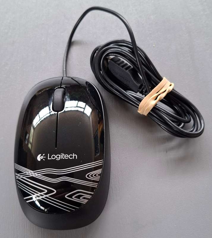 Logitech M105 USB Mouse