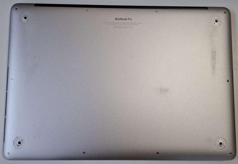 Apple Macbook Pro Mid 2015 i7 16GB Ram 512GB Solid State Drive Including Original Charger