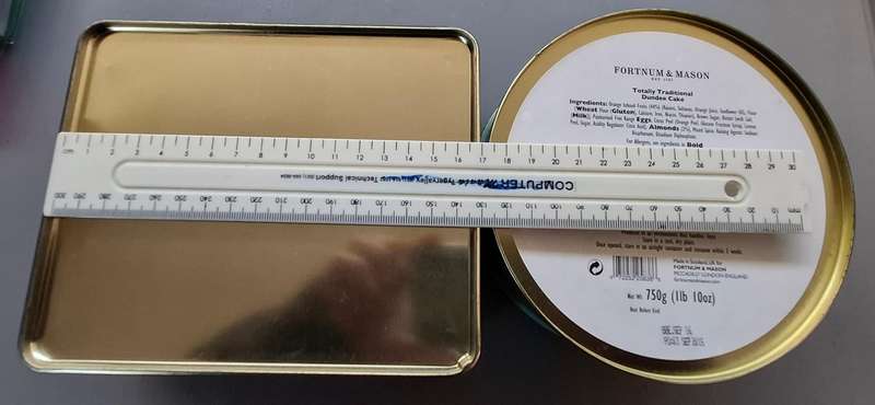 Set Of 2 Collectable Tins Dundee Cake Tin & After Eight Mint Tin