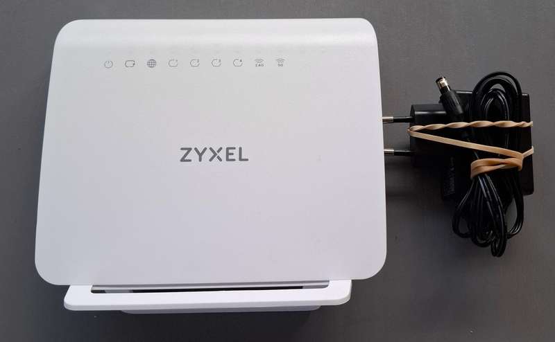 Zyxel EMG3525-T50C Fibre Router With USB File Sharing