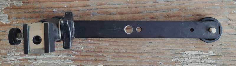 Vintage camera flash extension mount (MC26))