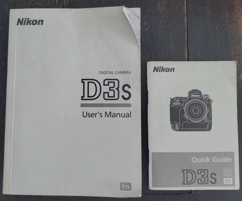 Nikon D3S Camera body - boxed (MD1)