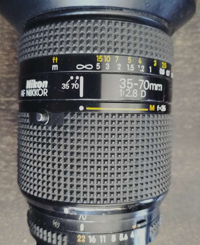 Nikon D1X Camera with 35-70mm lens (MD2)