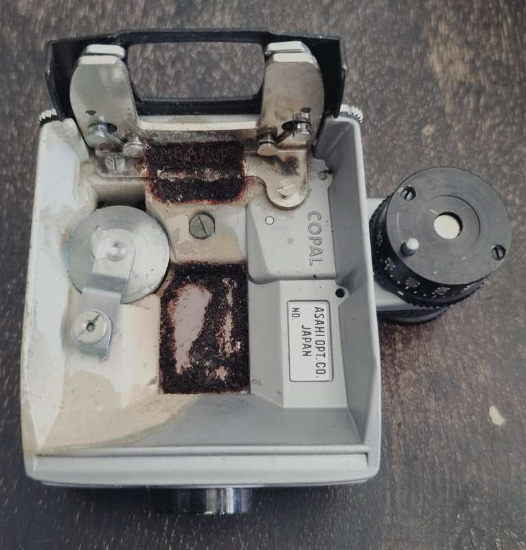 Pentax SV camera with Super Takumar lens and meter(MD19)