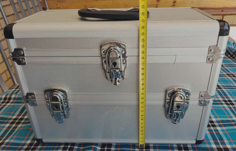 Neat little double layer aluminium camera case (MD38)