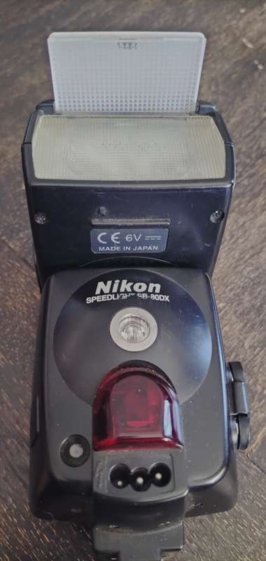 Nikon Autofocus Speed light SB-80DX (MD16)