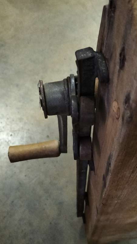 Vintage butter roller (80 x 50cm)