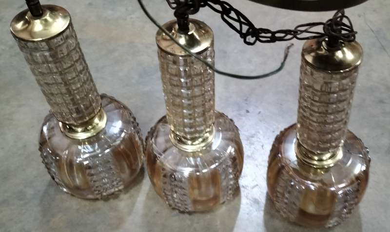 Exquisite vintage lamp shade - tiered mount