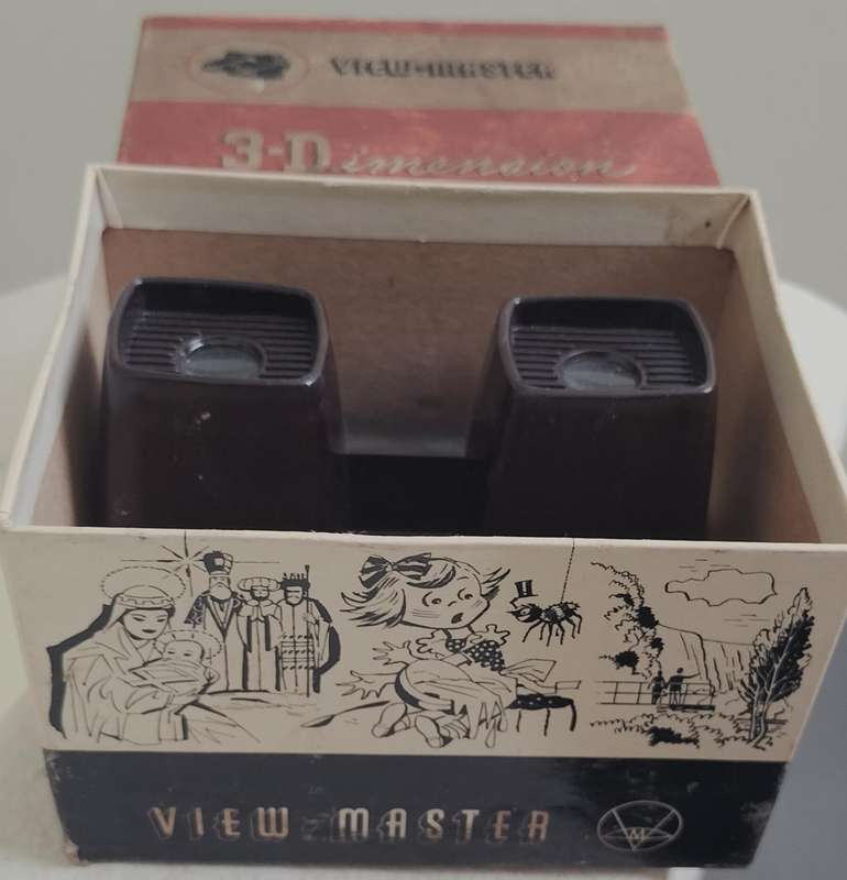 Vintage boxed bakelite View-Master