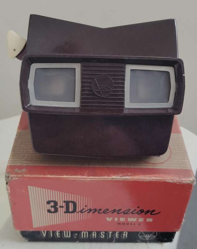 Vintage boxed bakelite View-Master
