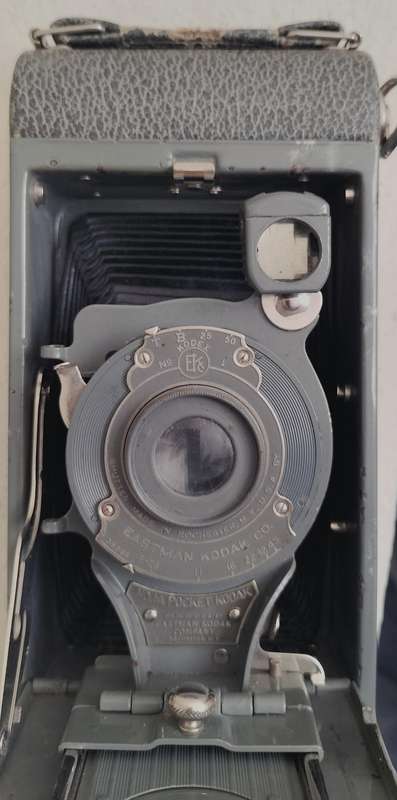 Kodak 1A Pocket camera (Grey colour) - with minor issues