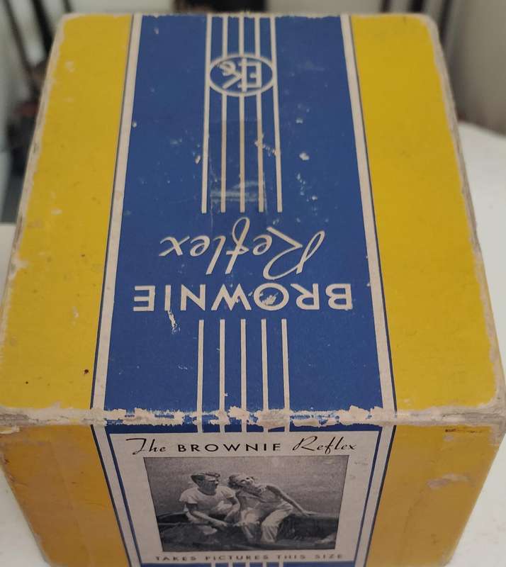 Boxed Brownie Reflex camera (circa 1940)