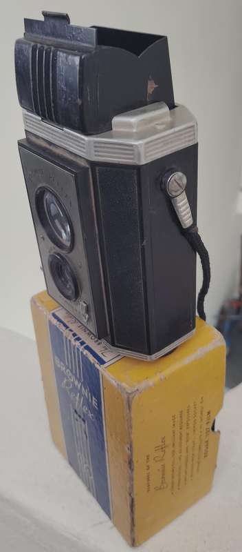 Boxed Brownie Reflex camera (circa 1940)